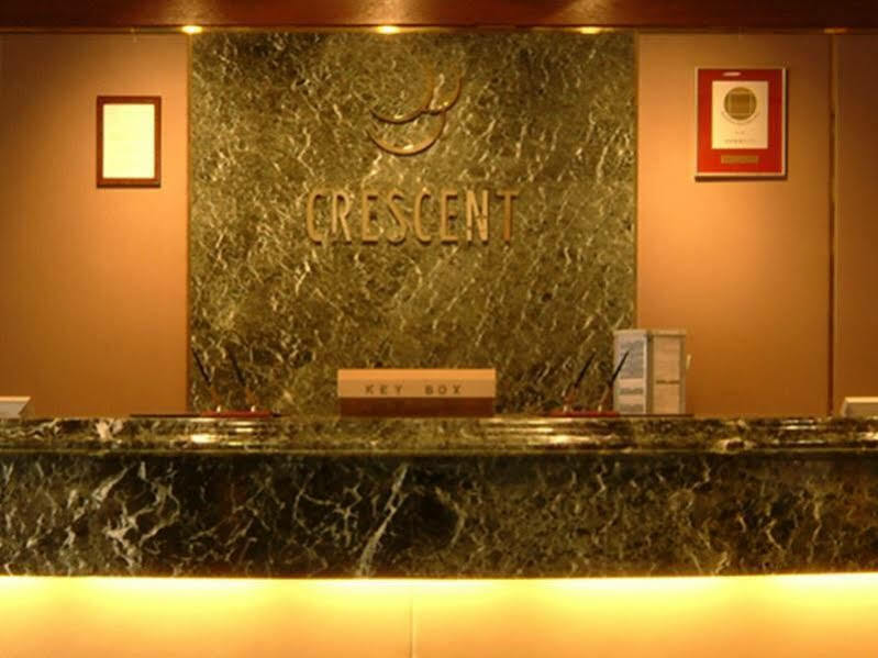 Crescent 3*